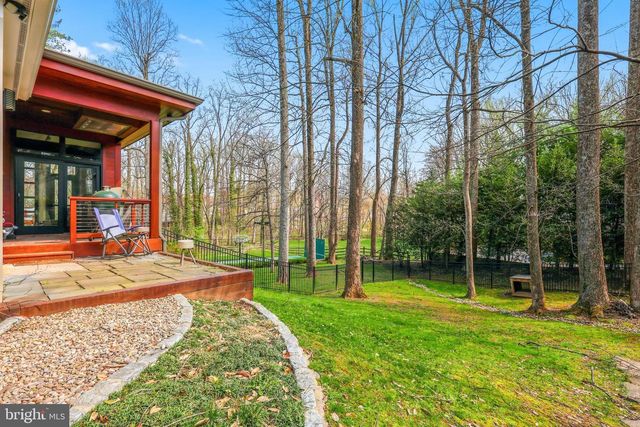 10300 CROWN POINT CT, Potomac, MD 20854