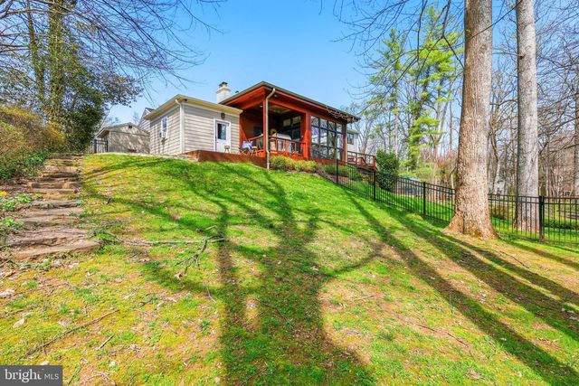 10300 CROWN POINT CT, Potomac, MD 20854