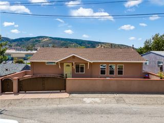 8926 Oswego Street, Sunland, CA 91040