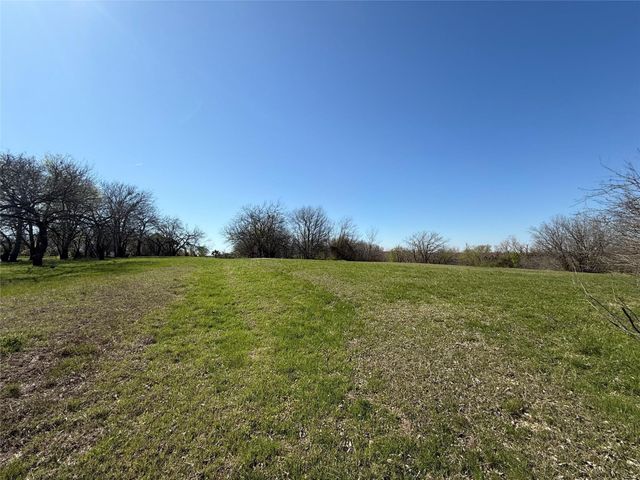 9212 Hidden Lakes Court, Grand Prairie, TX 75104