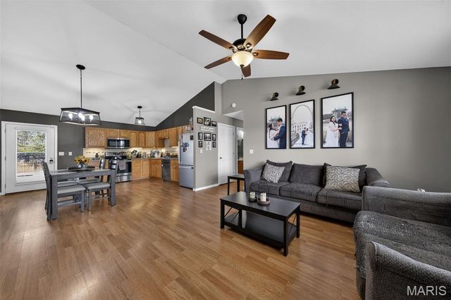 67 Spring Hill Circle, Wright City, MO 63390