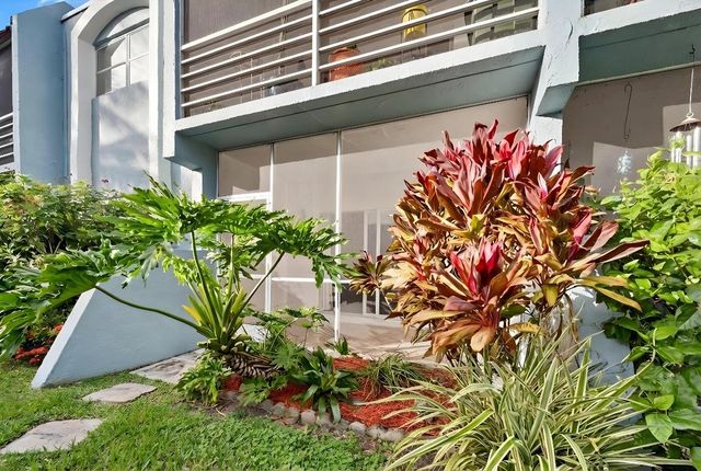 1430 S Lakeside Drive 16, Lake Worth Beach, FL 33460