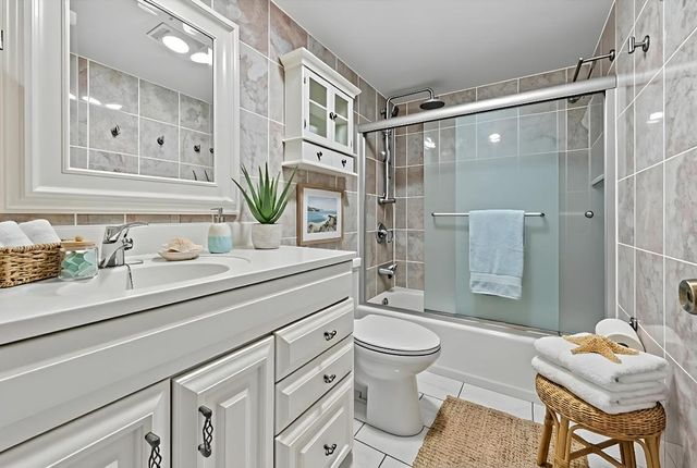 1430 S Lakeside Drive 16, Lake Worth Beach, FL 33460