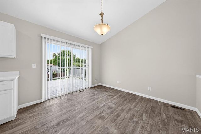 14459 Williamsburg Manor Drive, Florissant, MO 63034