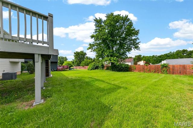 14459 Williamsburg Manor Drive, Florissant, MO 63034