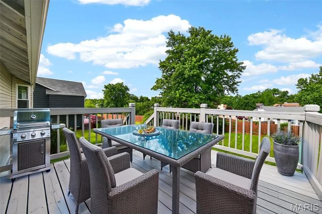 14459 Williamsburg Manor Drive, Florissant, MO 63034