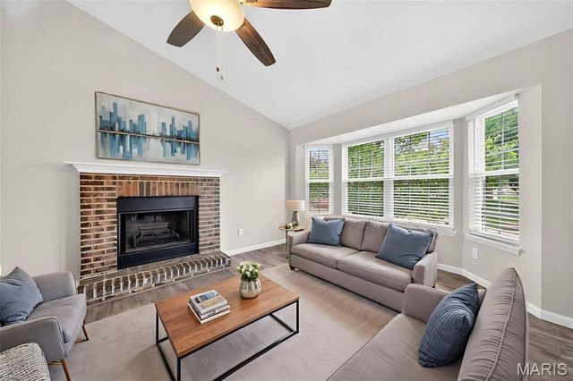 14459 Williamsburg Manor Drive, Florissant, MO 63034