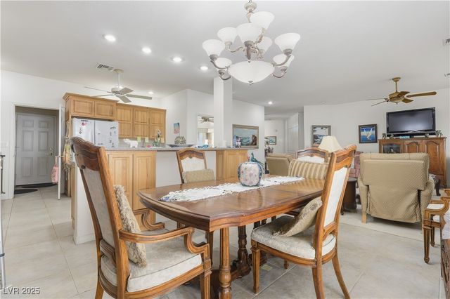 2364 Cottage Ridge Avenue, Laughlin, NV 89029