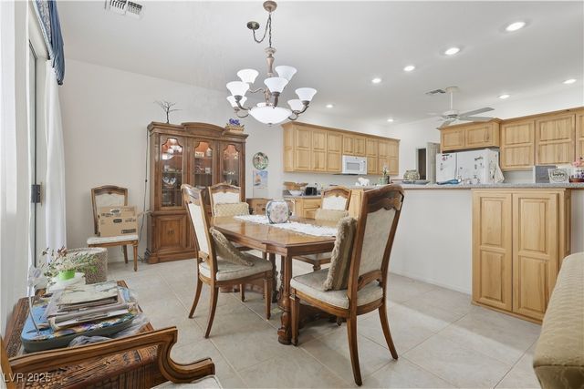 2364 Cottage Ridge Avenue, Laughlin, NV 89029