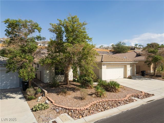 2364 Cottage Ridge Avenue, Laughlin, NV 89029
