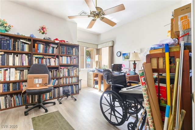 2364 Cottage Ridge Avenue, Laughlin, NV 89029