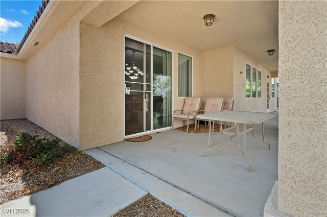 2364 Cottage Ridge Avenue, Laughlin, NV 89029