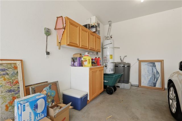 2364 Cottage Ridge Avenue, Laughlin, NV 89029