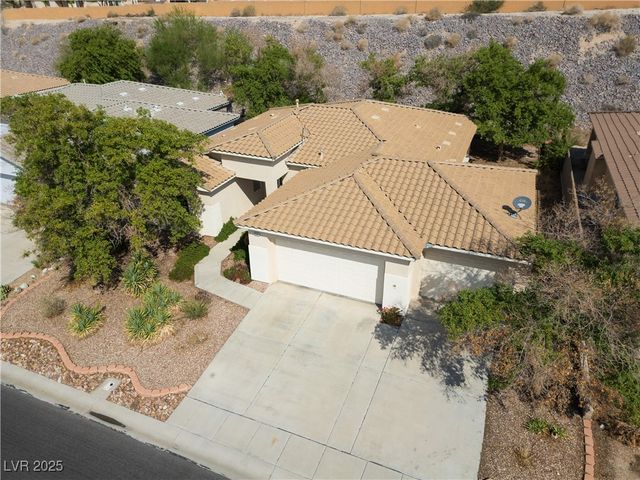 2364 Cottage Ridge Avenue, Laughlin, NV 89029