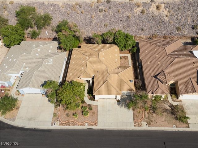 2364 Cottage Ridge Avenue, Laughlin, NV 89029
