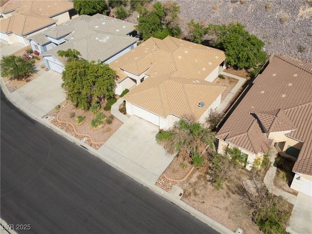 2364 Cottage Ridge Avenue, Laughlin, NV 89029