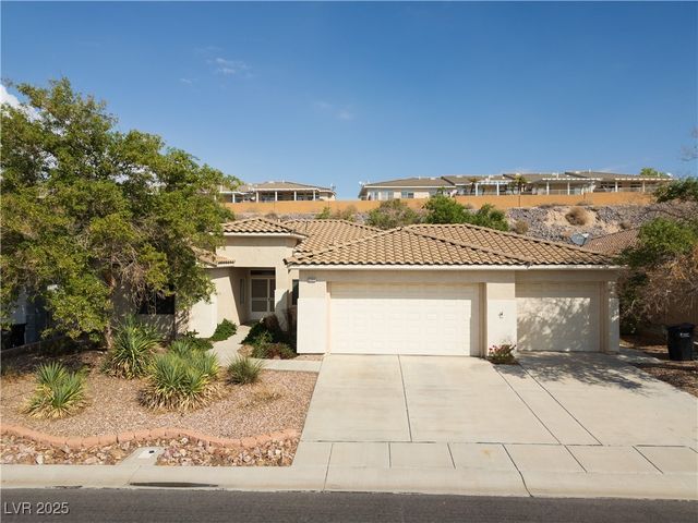 2364 Cottage Ridge Avenue, Laughlin, NV 89029