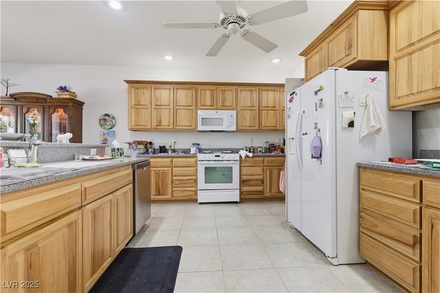 2364 Cottage Ridge Avenue, Laughlin, NV 89029