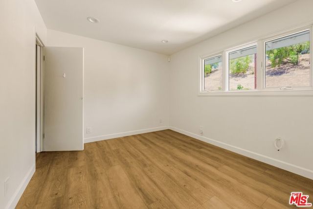 5703 Parkmor Road, Calabasas, CA 91302