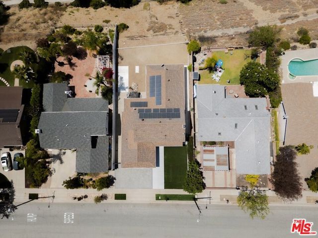5703 Parkmor Road, Calabasas, CA 91302