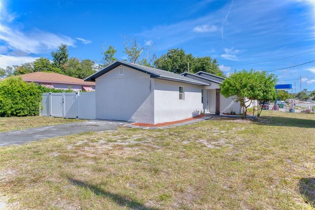1301 WOODBINE STREET, Clearwater, FL 33755