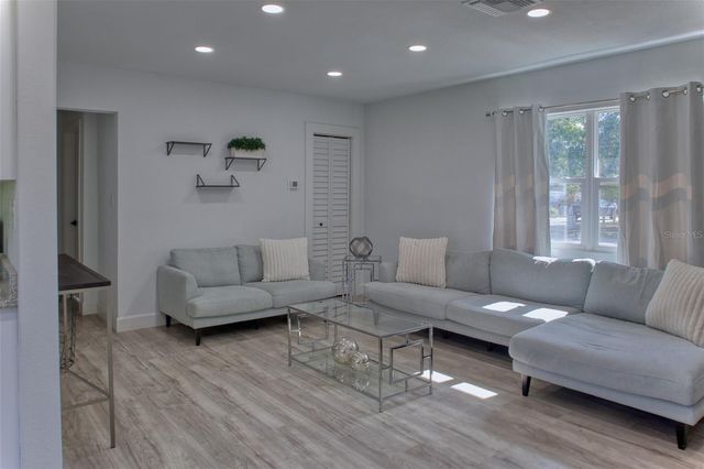1301 WOODBINE STREET, Clearwater, FL 33755