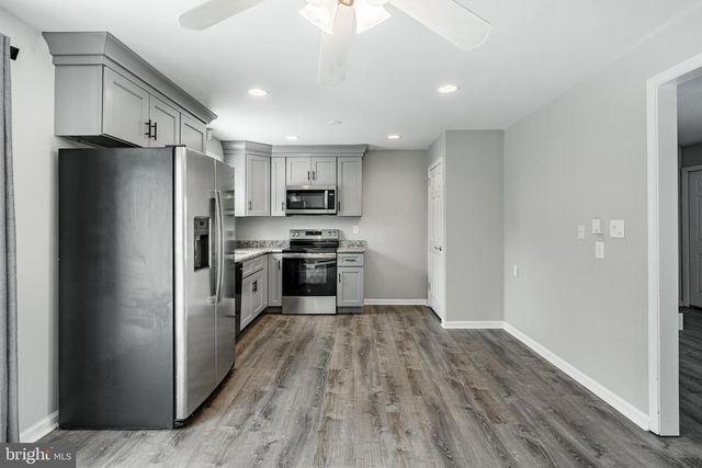 13 COURTNEY LN, Thorndale, PA 19372