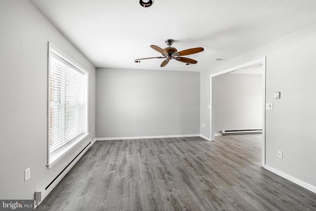 13 COURTNEY LN, Thorndale, PA 19372