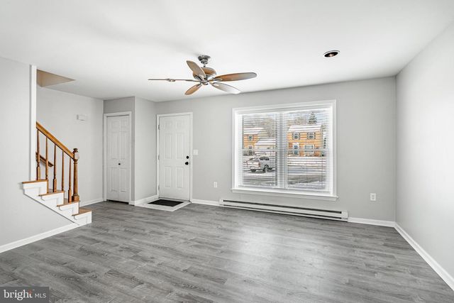 13 COURTNEY LN, Thorndale, PA 19372