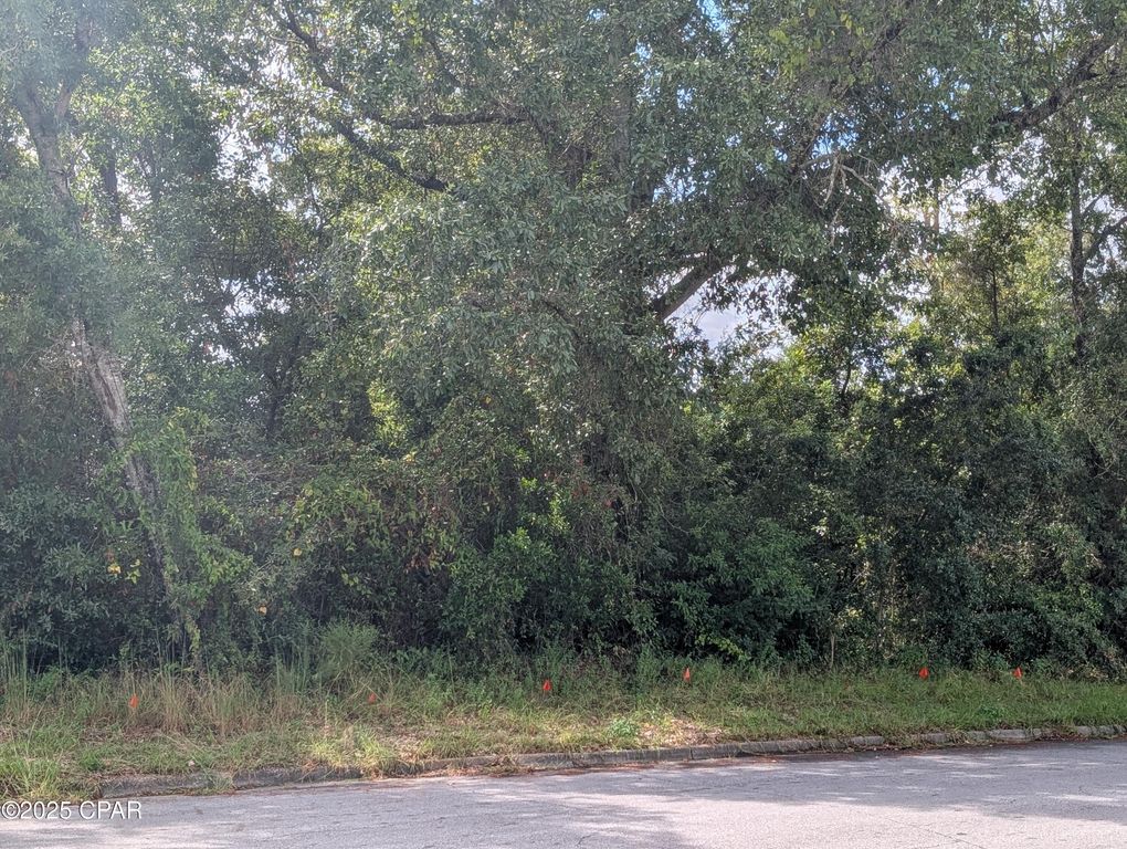 900 E 14th Street, Panama City, FL 32401