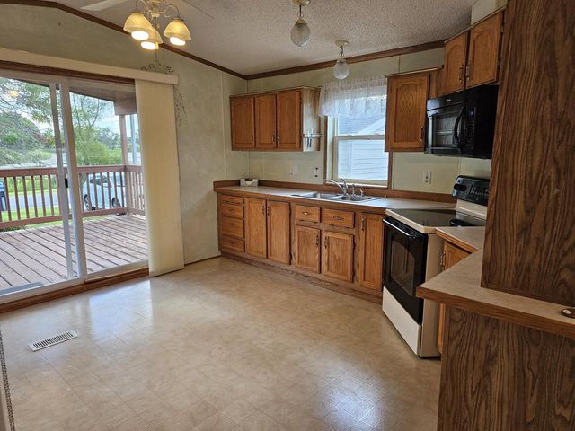 108 Vandervort Street, Tomah, WI 54660