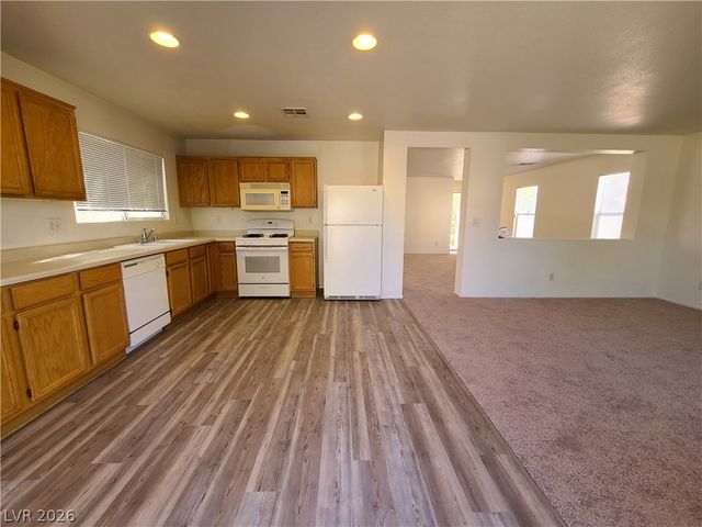 5560 Walcott Drive, Las Vegas, NV 89118