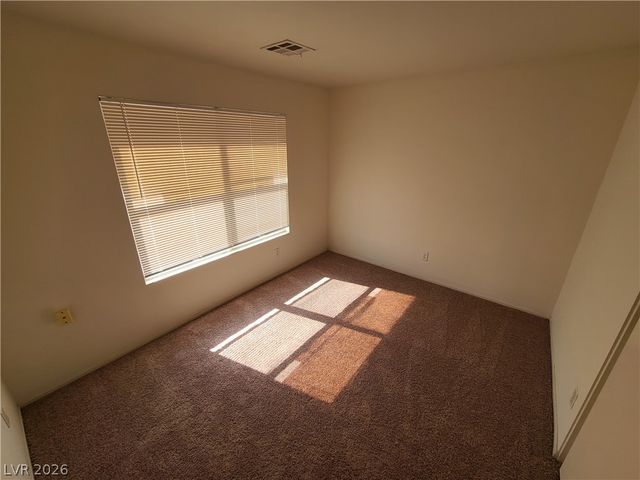 5560 Walcott Drive, Las Vegas, NV 89118