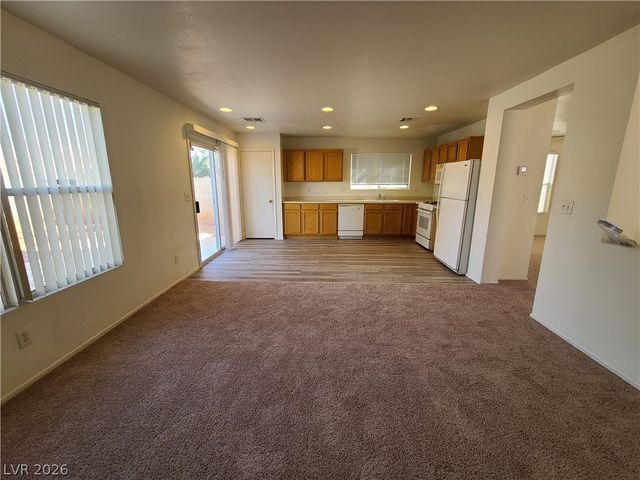 5560 Walcott Drive, Las Vegas, NV 89118