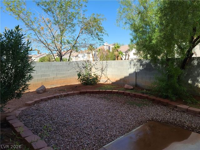 5560 Walcott Drive, Las Vegas, NV 89118