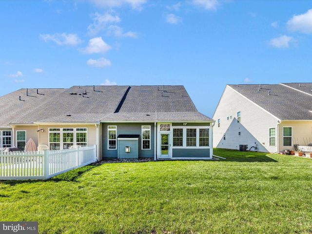 6538 AUTUMN OLIVE DR, Frederick, MD 21703