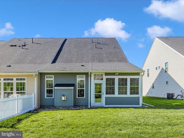 6538 AUTUMN OLIVE DR, Frederick, MD 21703