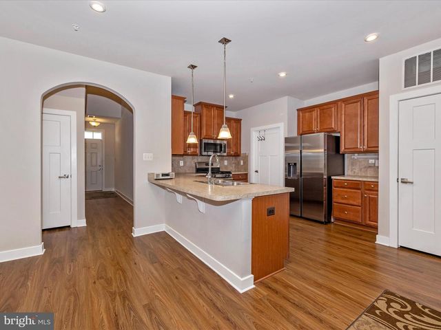 6538 AUTUMN OLIVE DR, Frederick, MD 21703