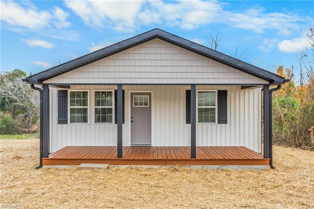 5420 US Highway 21, Jonesville, NC 28642