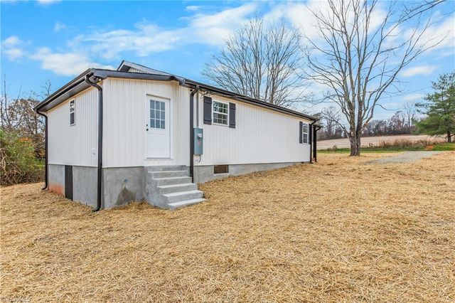 5420 US Highway 21, Jonesville, NC 28642