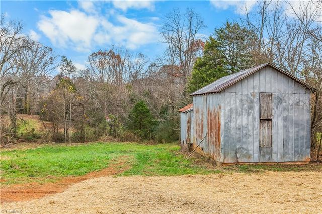 5420 US Highway 21, Jonesville, NC 28642