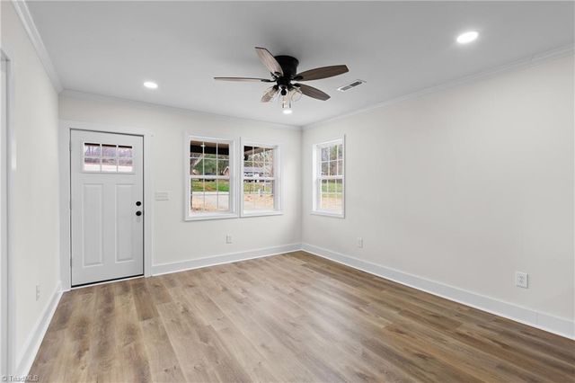 5420 US Highway 21, Jonesville, NC 28642