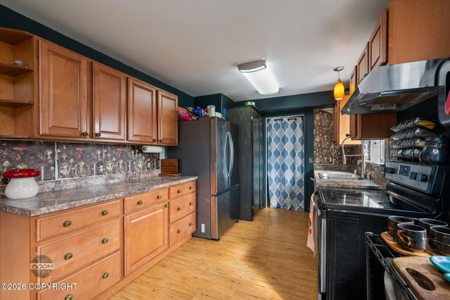 1511 Nelchina Street, Anchorage, AK 99501