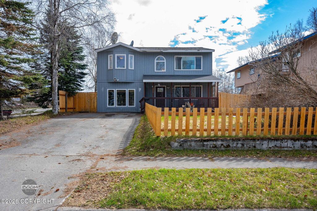 1511 Nelchina Street, Anchorage, AK 99501