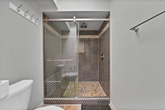 1122 Chimneyrock Trail, Garland, TX 75043