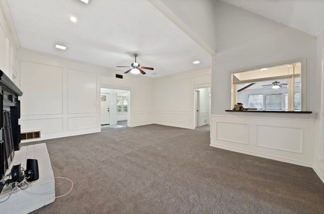 1122 Chimneyrock Trail, Garland, TX 75043