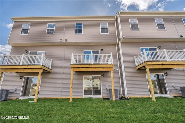 220 Sandy Ridge Road, Sicklerville, NJ 08081