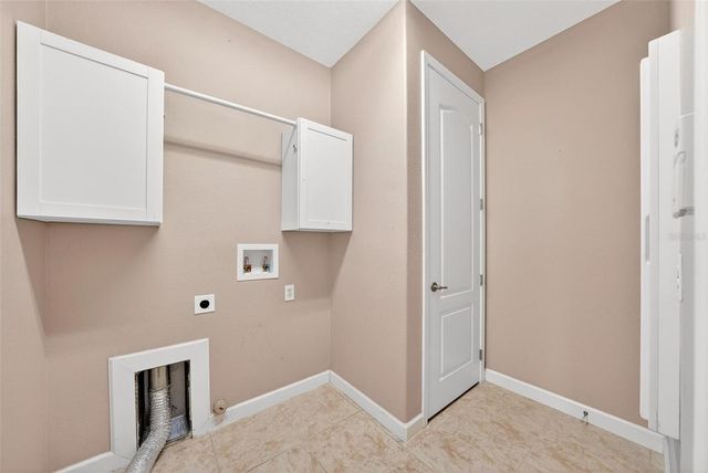 3674 CALADESI ROAD, Clermont, FL 34711