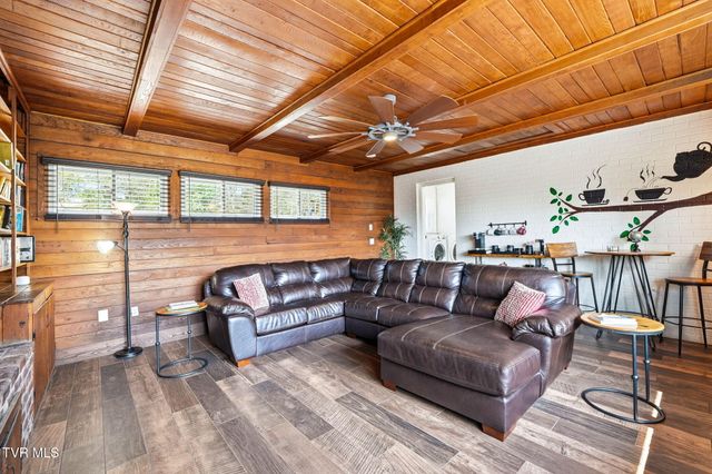 180 Green Hill Road, Bristol, VA 24201