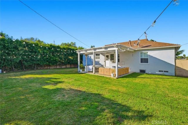 2324 Roycroft Avenue, Long Beach, CA 90815